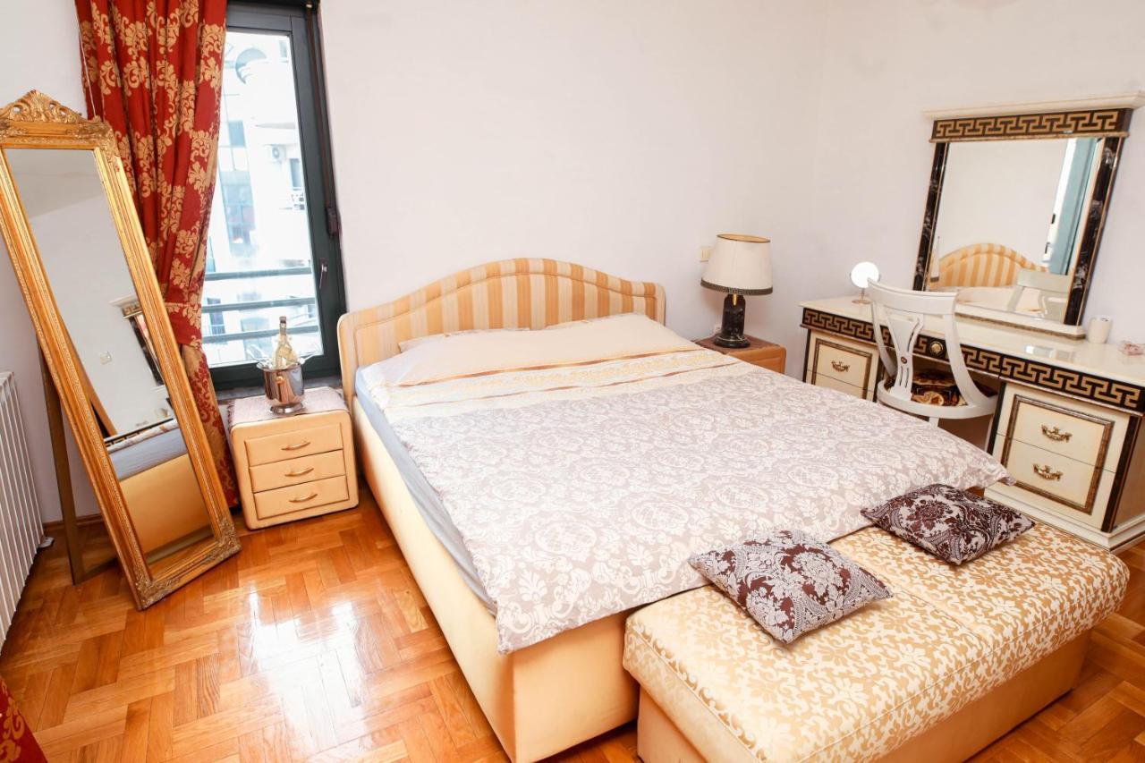 Ugodan I Luksuzan Apartman Banja Luka Buitenkant foto