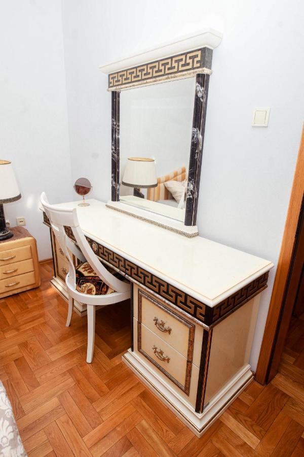Ugodan I Luksuzan Apartman Banja Luka Buitenkant foto